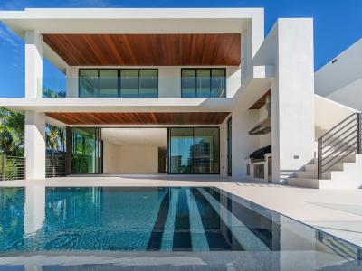 Professional Swimming Pools in Essex